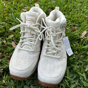NWT Merrell Alpine Mid Sneakers Cream Beige Gum Sole Outdoor Hiking Casual Shoes